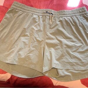 Eddie Bauer Casual Shorts. 3 pairs available in khaki, olive green and black.